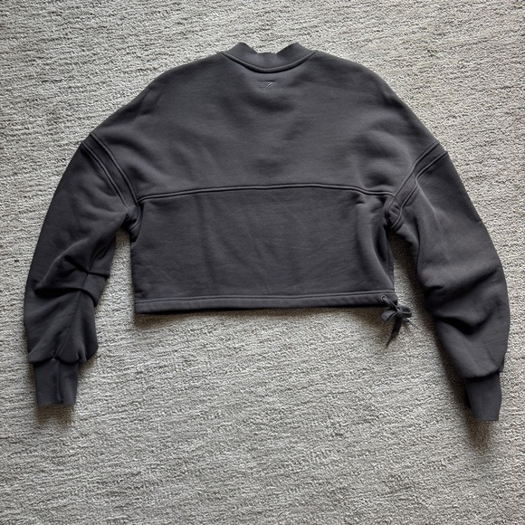 Gymshark Gray Cropped Sweatshirt - Picture 4 of 16
